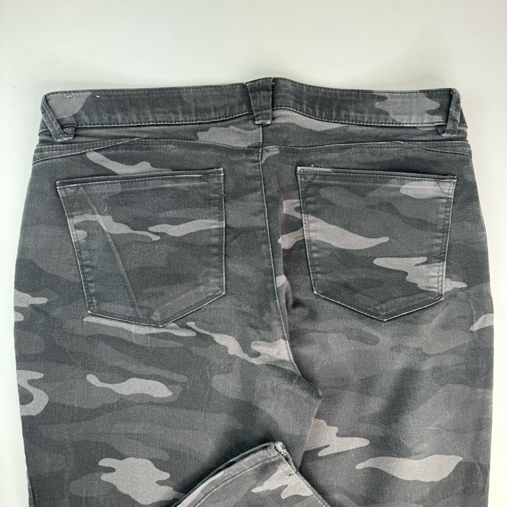 Wit & Wisdom Ab’solution High Waist Camouflage Ankle skinny jeans - Picture 5 of 16
